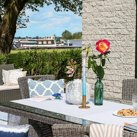 Holiday Amsterdam Leisure Lakes.3 * Nieuw-Loosdrecht